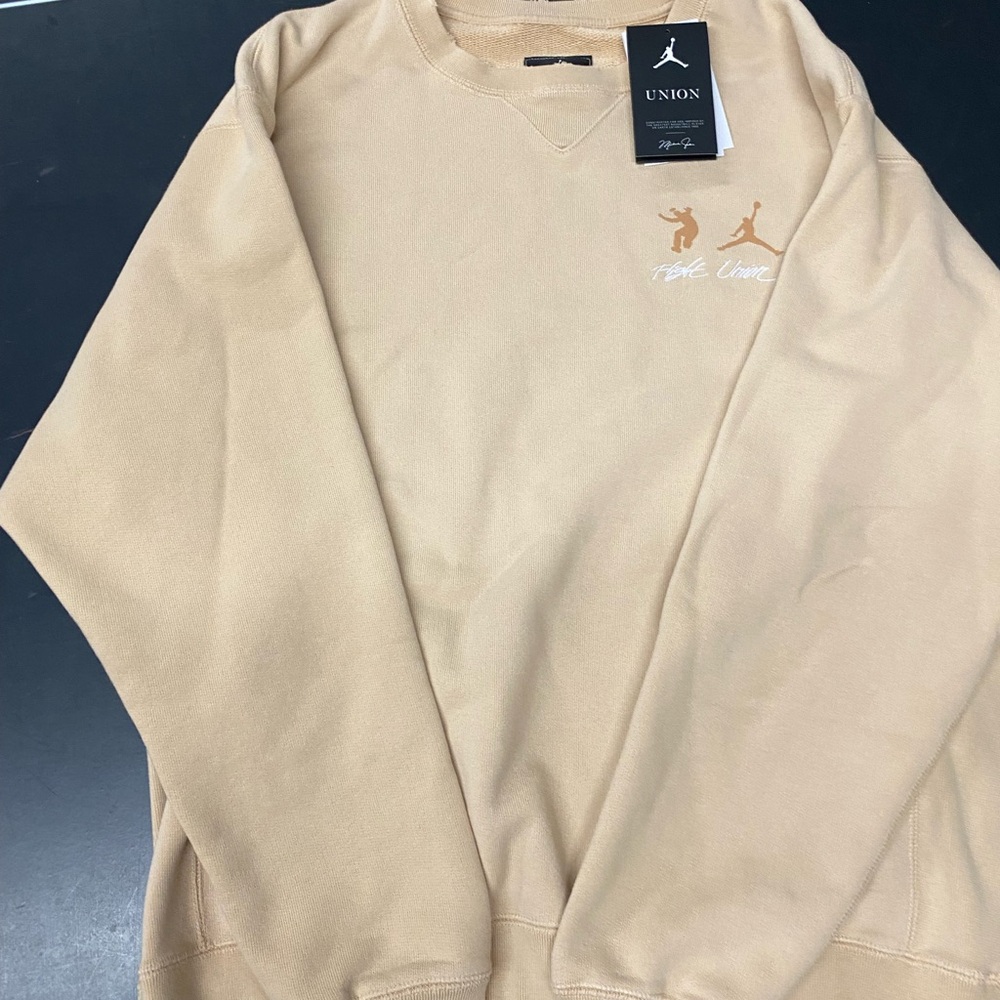 Brand New Air Jordan X Unión Crewneck Size M